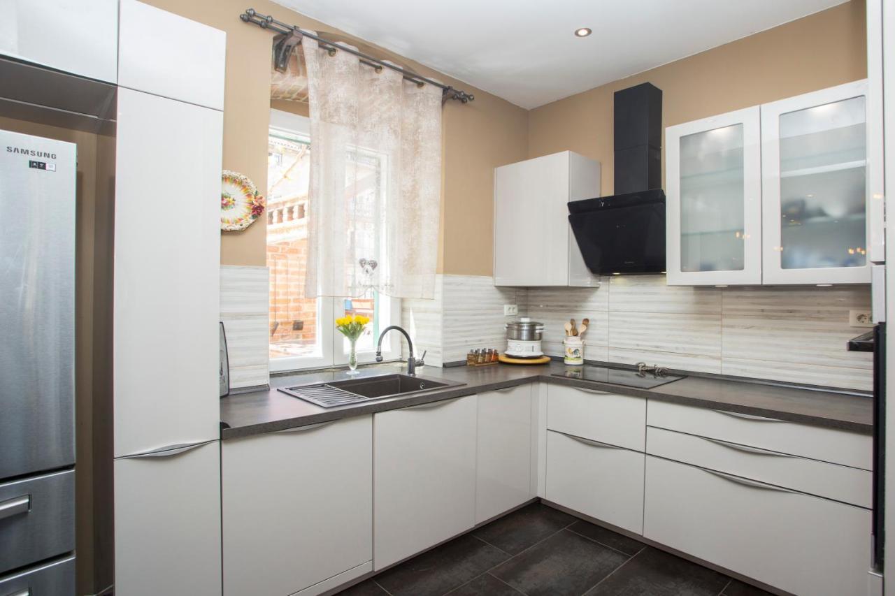Bossa Studio Apartments Split Ngoại thất bức ảnh